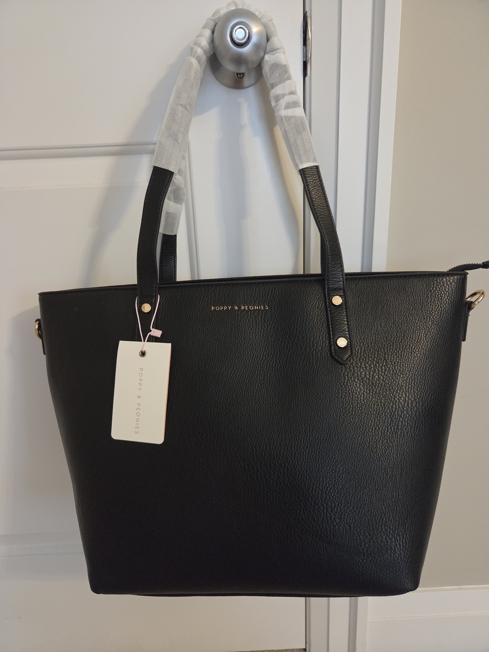 Poppy & Peonies Go Getter Tote - Black - Brand New With Tags (BNWT)
